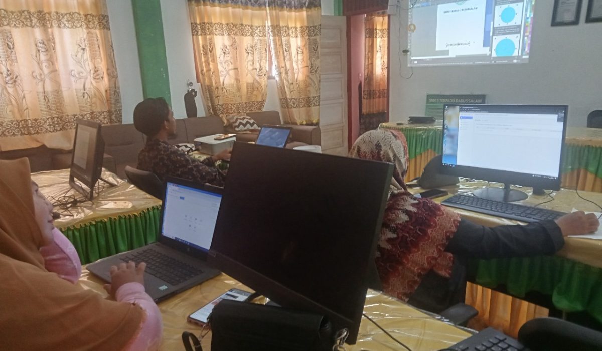Sosialisasi Pengisian Nilai Pada Aplikasi eRaporSMK V7