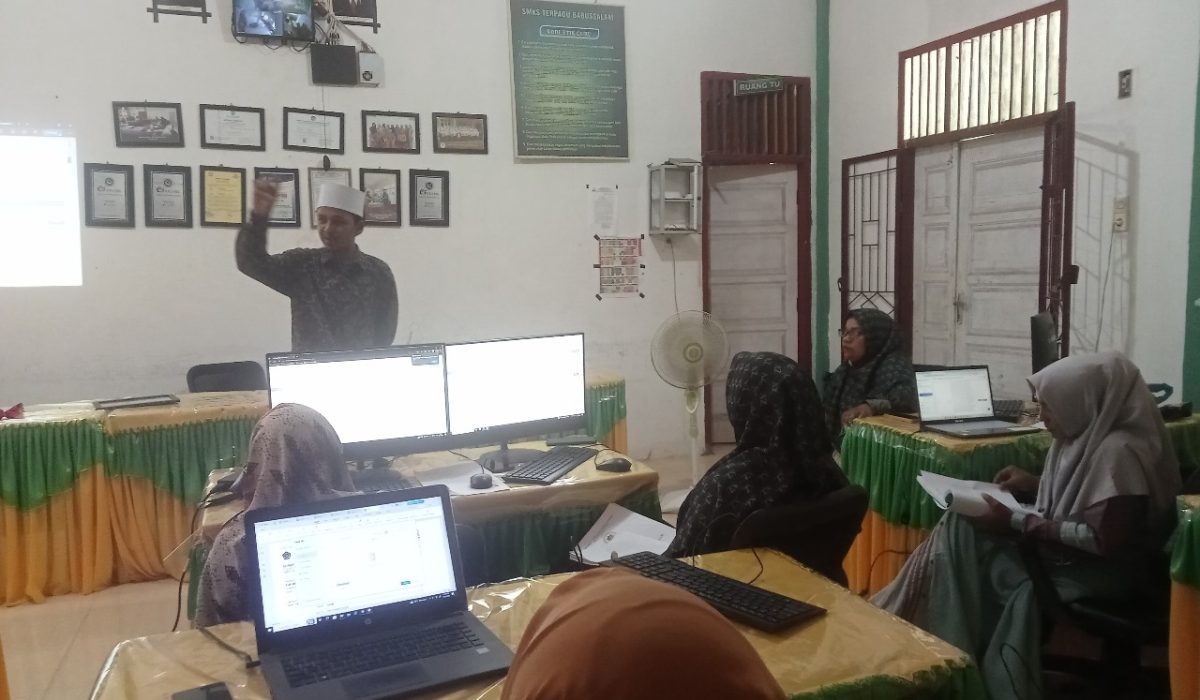 Sosialisasi Pengisian Nilai Pada Aplikasi eRaporSMK V7